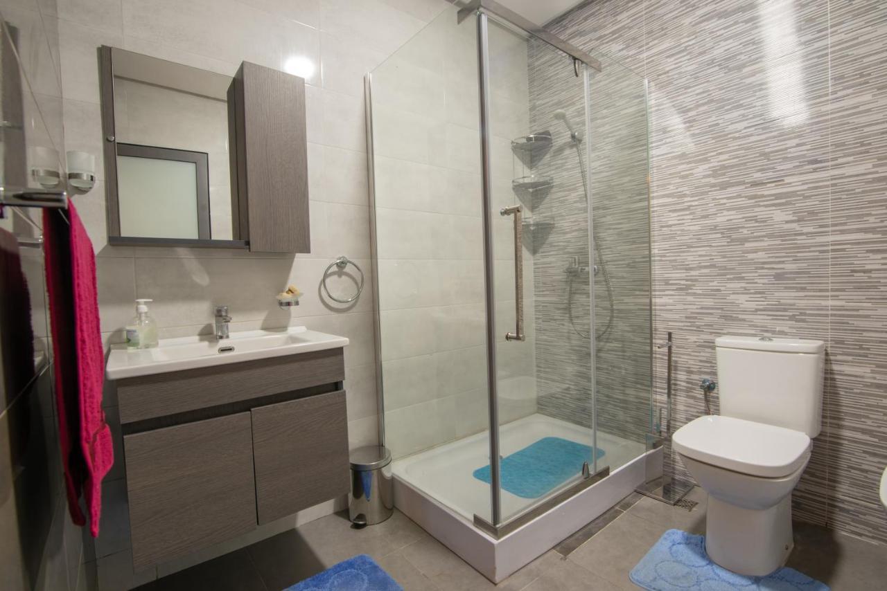 Adam'S Apartments,Self Checkin 6 Mins To Beach Downtown Fiber Optic Wifi Free Parking Same Rules As Hotels Agadir Exterior foto