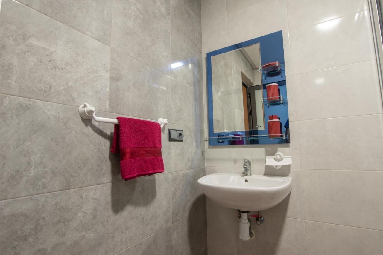 Adam'S Apartments,Self Checkin 6 Mins To Beach Downtown Fiber Optic Wifi Free Parking Same Rules As Hotels Agadir Exterior foto